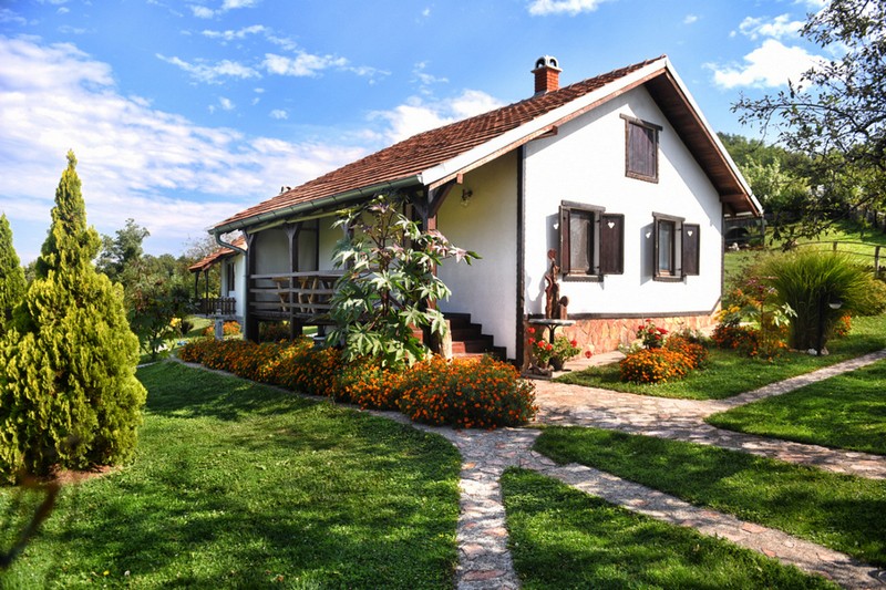 Kuca sa 2 spavace sobe